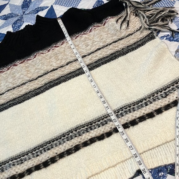 a.n.a poncho/overpiece - Picture 6 of 6